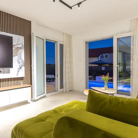 Dalmatia * Kaštel Stari