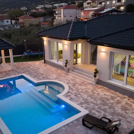 Dalmatia فيلة Kaštel Stari